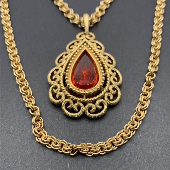 Vintage Avon Gold Tone and Red Orange Pendant Necklace 17” Double Strand - Picture 2 of 6